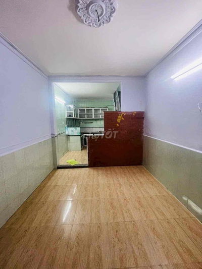 BÁN NHÀ NHỈNH 3 TỶ- NHÀ 3 TẦNG- 4 PHÒNG NGỦ- GẦN EMART GÒ VẤP