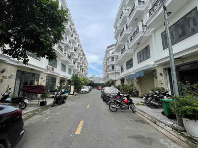 CĂN GÓC 2 MẶT THOÁNG,  SÁT LÊ VĂN KHƯƠNG, QUẬN 12 – 99M² – 8.5 TỶ