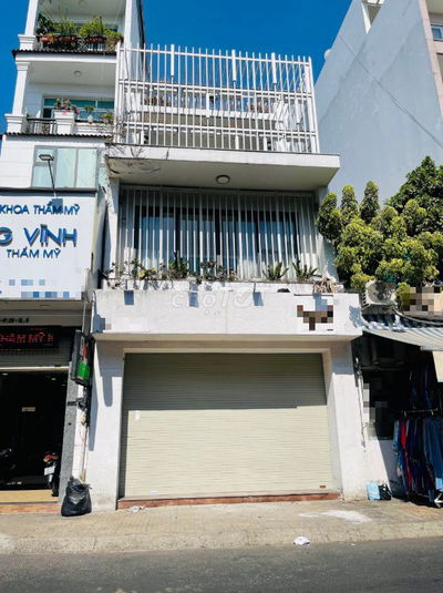 MẶT TIỀN VỈA HÈ RỘNG, TUYẾN THỜI TRANG TT QUẬN 3 – 32 TRẦN QUANG DIỆU