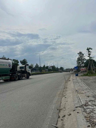 Ngộp mặt tiền Mỹ Phước Tân Vạn - quốc lộ 1k Dĩ An