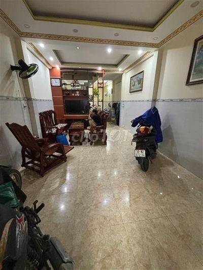 BÁN GẤP NHÀ 3 TẦNG HẺM HƠI KẾ BÊN GÒ XOÀI LÊ VĂN QUỚI