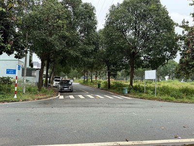 Bán đất TDC Phú Chánh chỉ hơn 2,7 tỷ sổ sẵn, đối diện quỹ đất chung cư