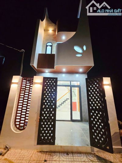 💥 NHÀ PHỐ 50M2, 3 TẦNG, HOÀN CÔNG ĐỦ, ĐƯỜNG Ô TÔ, NHÀ MỚI, GẦN CHỢ LONG PHƯỚC