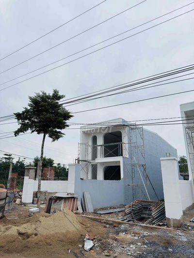Bán nhà xây mới 100% SHR ngay Trung tâm SB Long Thành chỉ 3.5 tỷ.