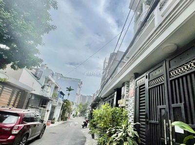 Nhà Lý Phục Man, xe hơi đậu cửa, 4 tầng kiên cố ở ngay, 70m2 chỉ 6.tỷ