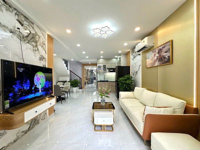 🏩Siêu Phẩm Căn Góc Gần Huỳnh Văn Bánh Phú Nhuận - 2Tầng -Full Nội Thất