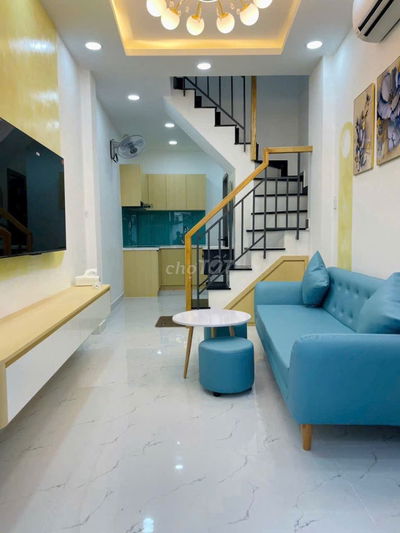 Bán Nhà Trần Văn Đang Q3 1 Lầu 2pn 2wc