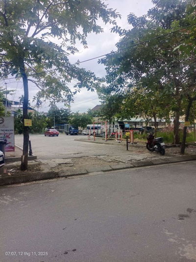 Đất đẹp Hoà Phú 14 đối diện công viên