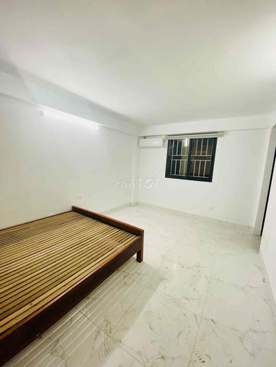 Chính chủ cho thuê phòng 30m2 Hoàng Văn Thái - Lê Trọng Tấn- Thanh Xuâ