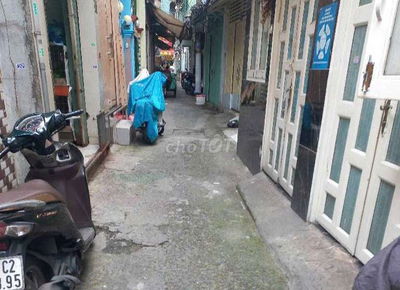 Nhà 30m2 – Hẻm ba gác thông – Gần chợ Rạch Ông, cầu Chữ Y