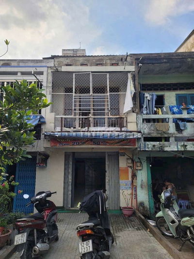 Cho thuê nhà mặt tiền Phạm Văn Chí quận 6