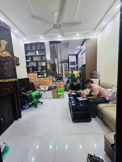 SIÊU PHẨM CẦU GIẤY-NGÕ THÔNG KINH DOANH- CHỈ 6,7 TỶ