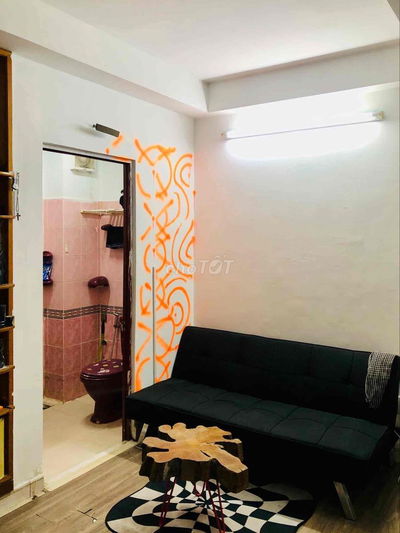 Share 2 phòng trong nhà ng căn