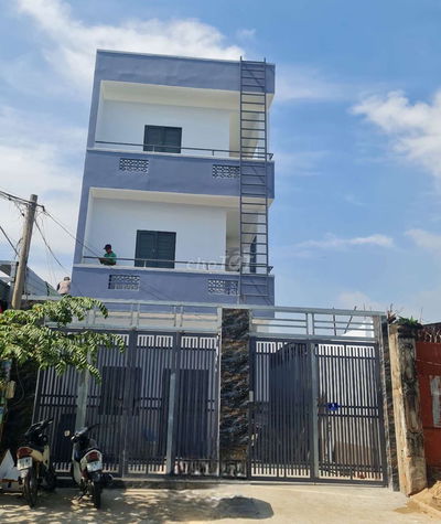 Cho thuê mặt bằng nhà mới xây