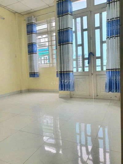 nhà 40m2 đường vườn lài, gần cầu sắt apđ