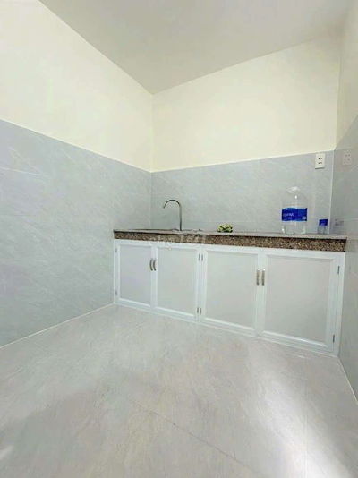 Cho thuê nhà nguyên căn.Đường Cống Quỳnh.Quận 1.