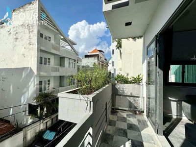 🛡 Cho thuê 1 phòng ngủ tách bếp + ban công và máy giặt riêng gâng Q1