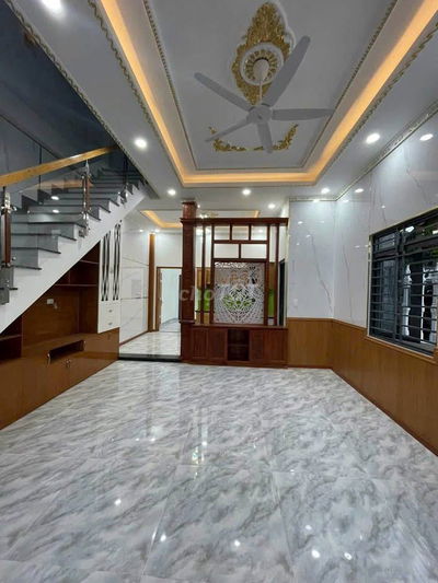 Cho thuê Biệt thự 190m2 3 lầu 4PN gần Đỗ Xuân Hợp, GlobalCity