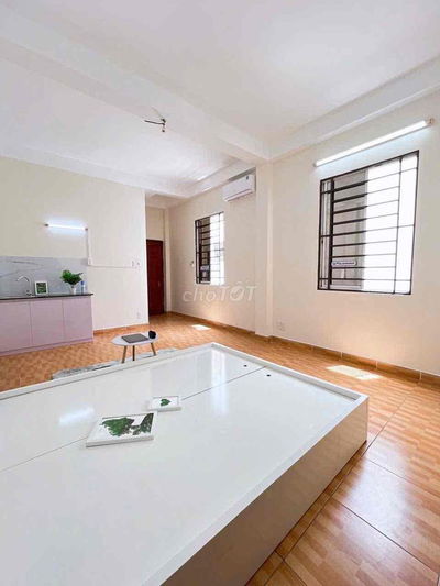 CHO THUÊ CHDV SIÊU RỘNG CỬA SỔ TRỜI-FULL NT-GẦN EMART PHAN HUY ÍCH