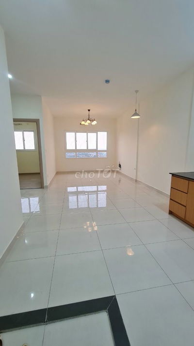 Bán căn hộ Green Town Bình Tân 63m2/ 2PN, tặng NT, giá 2.45 tỷ