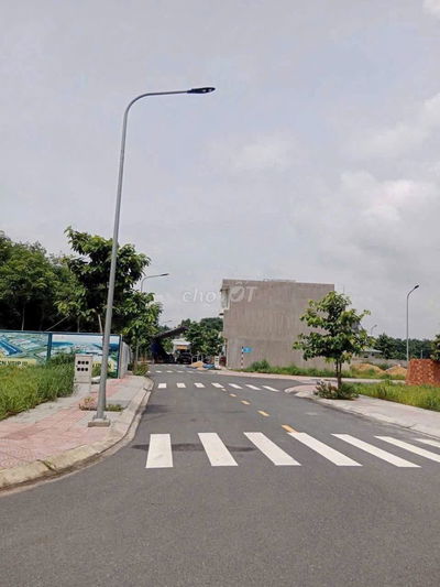 Cần bán gấp lô đất gần chợ Tân Hiệp, Tân UYên, Bình Dương