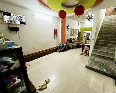 Mặt Tiền đường 8m sát chợ Trung Mỹ Tây 6x30M cho thuê 22Tr/tháng