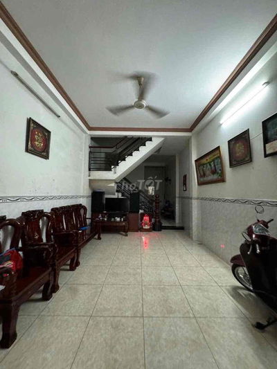 NHÀ 3 TẦNG— K LỘ GIỚI—HẺM 6M