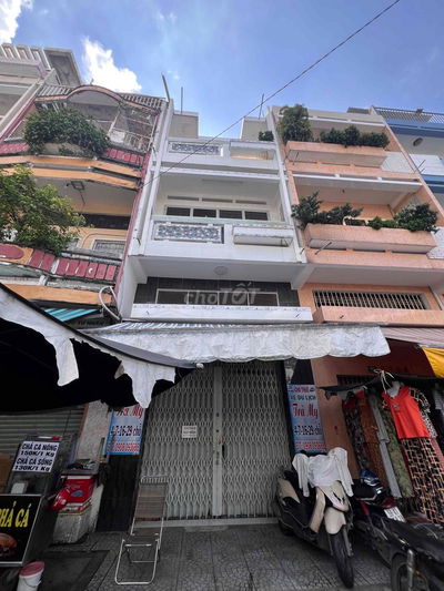 Bán nhà 2MT đối diện mặt chợ Bình Tiên - 185/5 Phạm Phú Thứ P4Q6