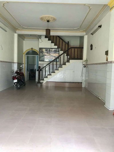 Ngay Siêu Thị Emart, Trường Việt Úc, 4 Tầng