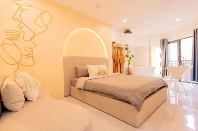 Chính chủ bán nhà Tam Trinh 95m2 7 tầng 25 phòng đường ô tô, giá 28 tỷ