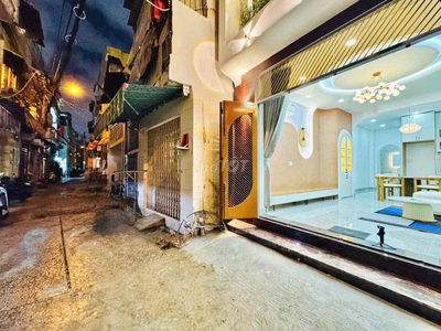 🏡 NHÀ ĐẸP XÂY MỚI – HXH – GIÁP Q1 – 5 TẦNG – 4 PHÒNG NGỦ – 2 SÂN THƯỢN