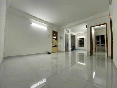 CHÍNH CHỦ CHO THUÊ CĂN HỘ CHUNG CƯ - MẶT TIỀN TÂN VĨNH - 83M2- GIÁ 8TR