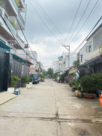 Nhà cấp 4, dt 13x15 hẻm 7m đường Chiến Lược