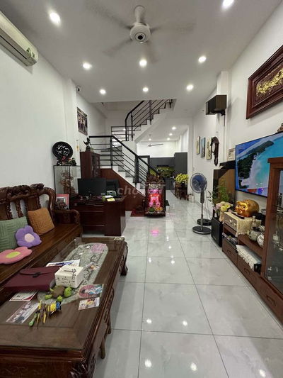 BÁN NHÀ 2 TẦNG CHỈ NHĨNH 4 TỶ TẠI TĂNG NHƠN PHÚ B - Ô TÔ ĐỖ CỔNG