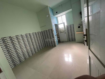 Nhà mặt tiền đang cho thuê cần bán