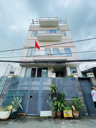 Bán nhà đường số 20- ngay cạnh Gigamall Phạm Văn Đồng