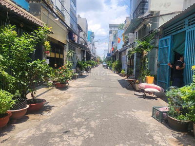 Bán nhà 50m2 Kinh Dương Vương, hẻm xe hơi 5m, 3 tầng đúc mới hơn 6 tỷ.