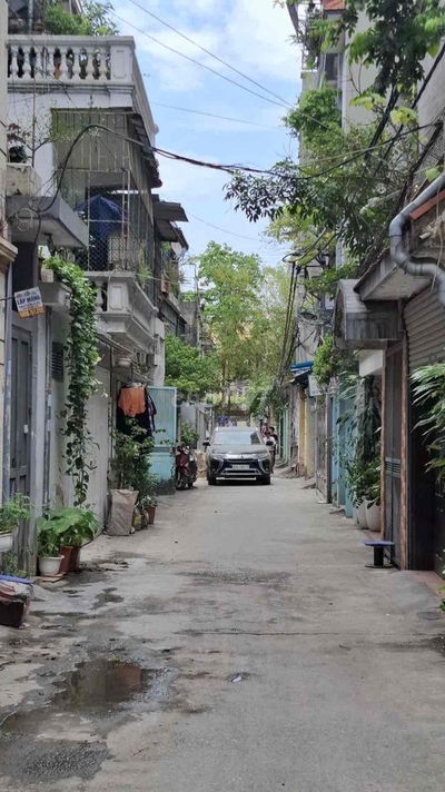 Bán nhà phố Lạc Trung – 70m², 4 tầng, ngõ thông rộng – Ô tô đỗ cửa