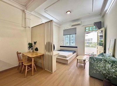 CHO THUÊ CĂN HỘ NGAY TRẦN ĐÌNH XU TÁCH BẾP BAN CÔNG AN NINH GIÁ RẺ T11