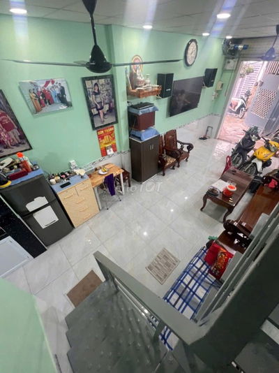 Nhỉnh 3 Tỷ –Tân Phú –33M² –5M Ra Hẻm ÔTô- Huyền Thoại 304 TKTQ 2PN+2WC