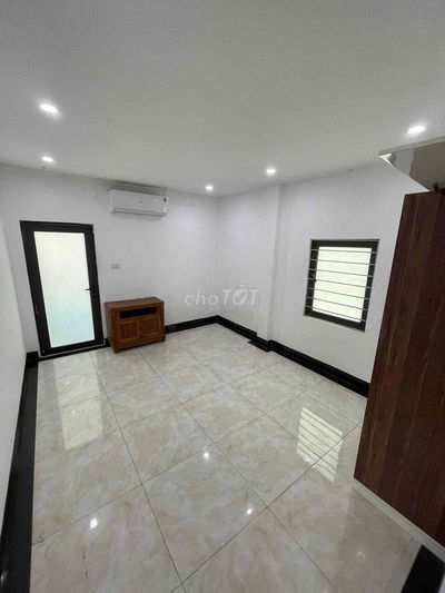 phòng trọ thạch bàn 25 m đường Nguyễn văn linh