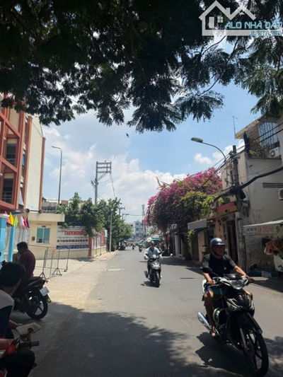 ĐƯỜNG XE TẢI - NHÀ 3 TẦNG - HẬU GIANG - 80M2 - NGANG 6x14M -19.9 TỶ