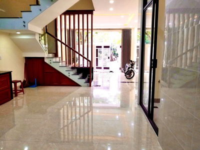 Cho thuê nhà 3 tầng 4 Phòng - mới xây MT Tố Hữu Gần Lê Thanh Nghị