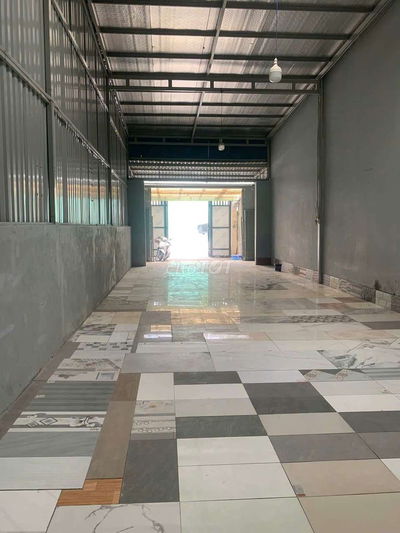 Cho thuê kho thạnh xuân 150m2 điện 3fa 10tr