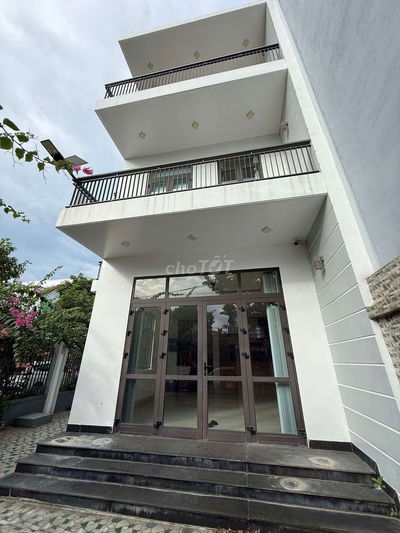 NHÀ 3 TẦNG 4PN RỘNG 154M2 SÀN LÔ GÓC 2 MẶT TIỀN KHÚC HẠO