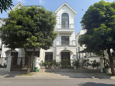 Bán gấp! Biệt thự song lập 150m2 sát công viên chỉ 28,5 tỷ tại Vinhomes Ocean Park 1