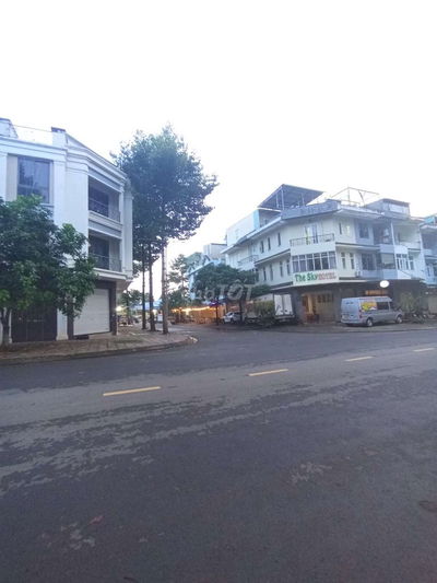 Đất thổ cư nội khu trung tâm hành chánh dầu giây