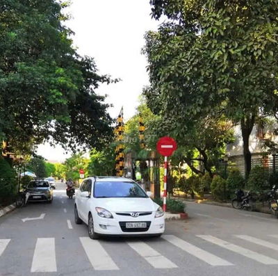 Bán căn biệt thự 5 Viglacera Hữu Hưng Tây mỗ 190m mặt đường đôi