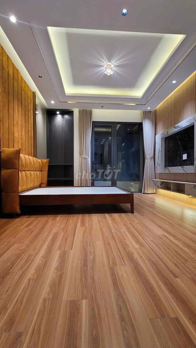 Nhà đẹp HXH Đặng Thuỳ Trâm, Trệt, 3 Lầu, ST, 9 PN, gần ĐH Văn Lang