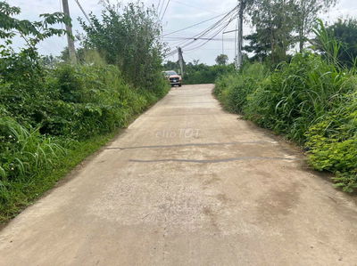 bán đất thở cư mặt tiền bê tông giá tốt tại Suối Nho